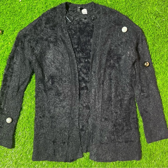 H&M full fur cardigan ⛔️FIXED FIXED FIXED NO OFFERS PLZ⛔️ - Picture 5 of 6